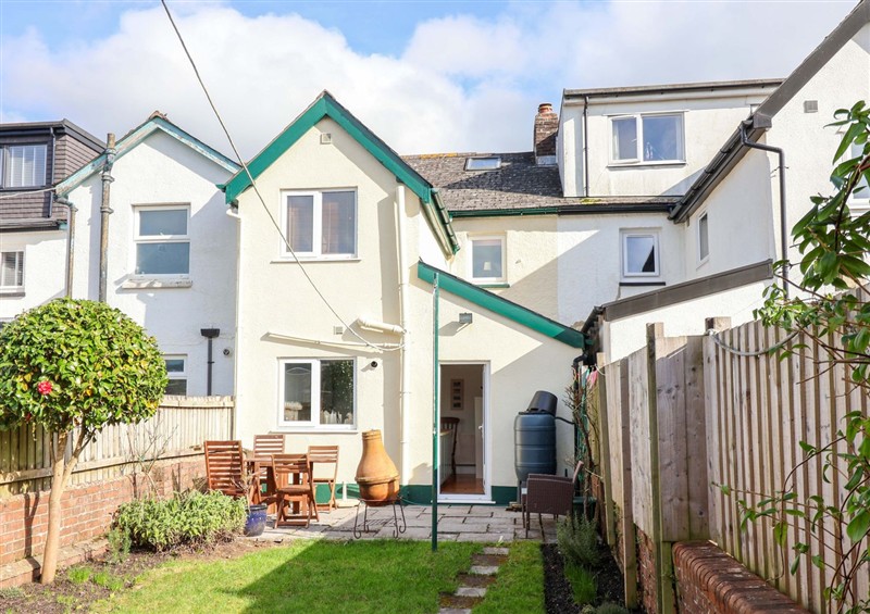 This is the setting of Heathfield Terrace at Heathfield Terrace, Bovey Tracey