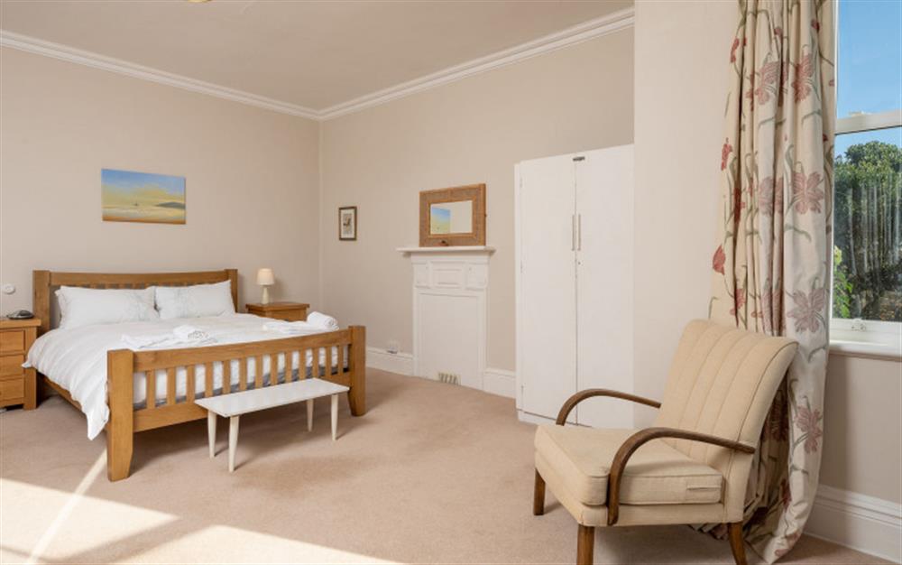 Bedroom 1 at Heathfield in Thurlestone