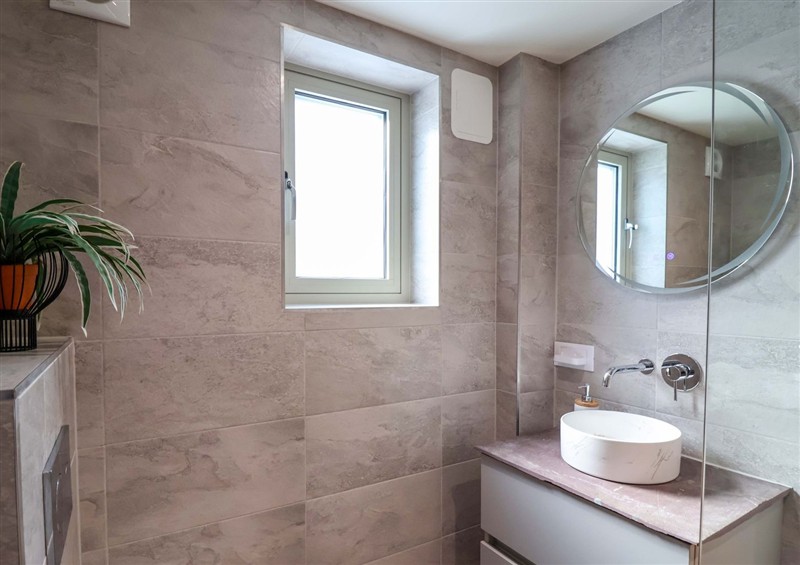 This is the bathroom (photo 2) at Heathmoor, Horrabridge