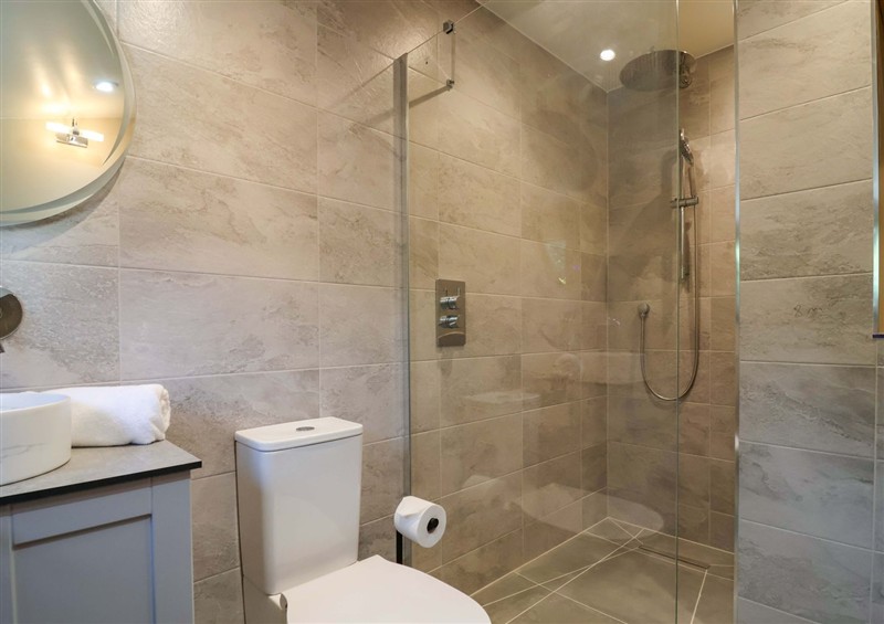 This is the bathroom (photo 4) at Heathmoor, Horrabridge