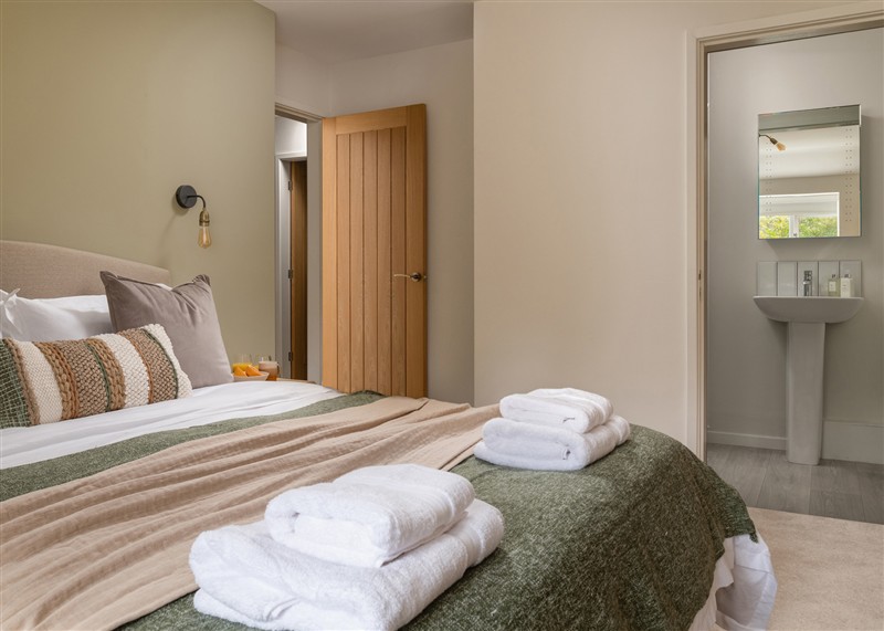 One of the 3 bedrooms (photo 3) at Hebog, Beddgelert