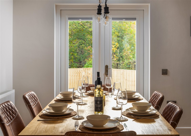 The dining area at Hebog, Beddgelert