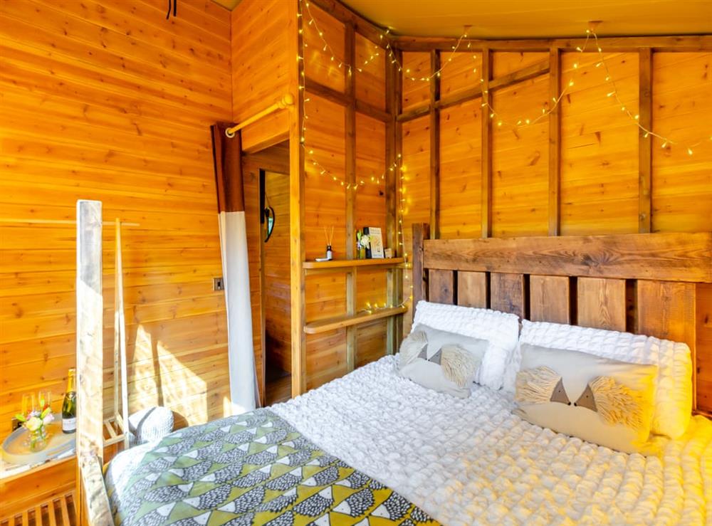 Double bedroom (photo 2) at Hedgehogs Hideaway in Bishop Thornton, near Harrogate, North Yorkshire