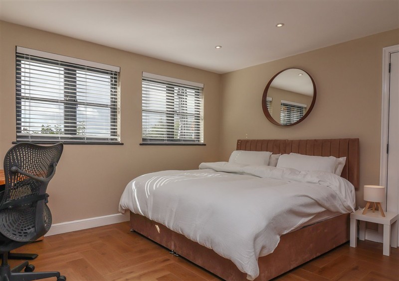 One of the 5 bedrooms at Hedgerose, Goodleigh near Barnstaple