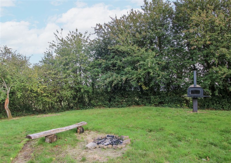 Enjoy the garden at Hedgerow, Bewdley
