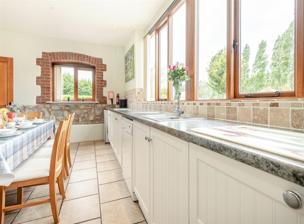 Kitchen/diner (photo 5) at Helena in Blandford Forum, Dorset