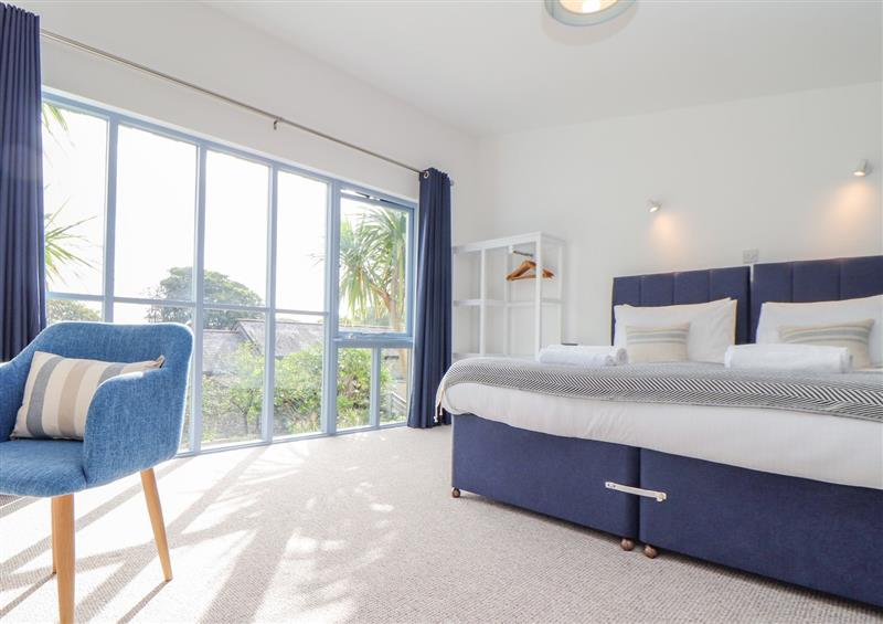 This is a bedroom at Helford, Penryn near Mawnan Smith