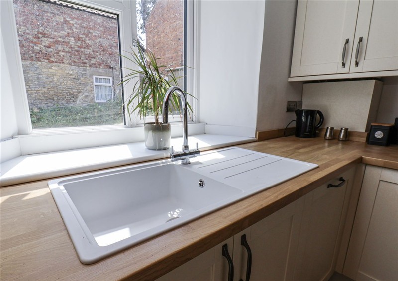 The kitchen (photo 6) at Hemdin Cottage, Thornton Dale