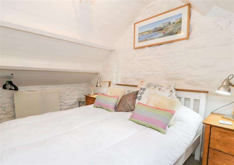 One of the 2 bedrooms at Hen Bopty, Fairbourne