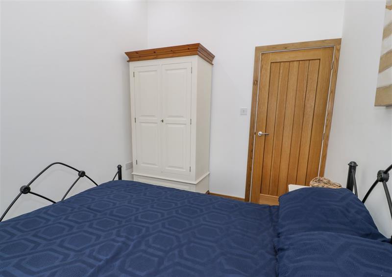 This is a bedroom (photo 3) at Hen Dy Craig Yr Ronwy, Capel Celyn near Bala