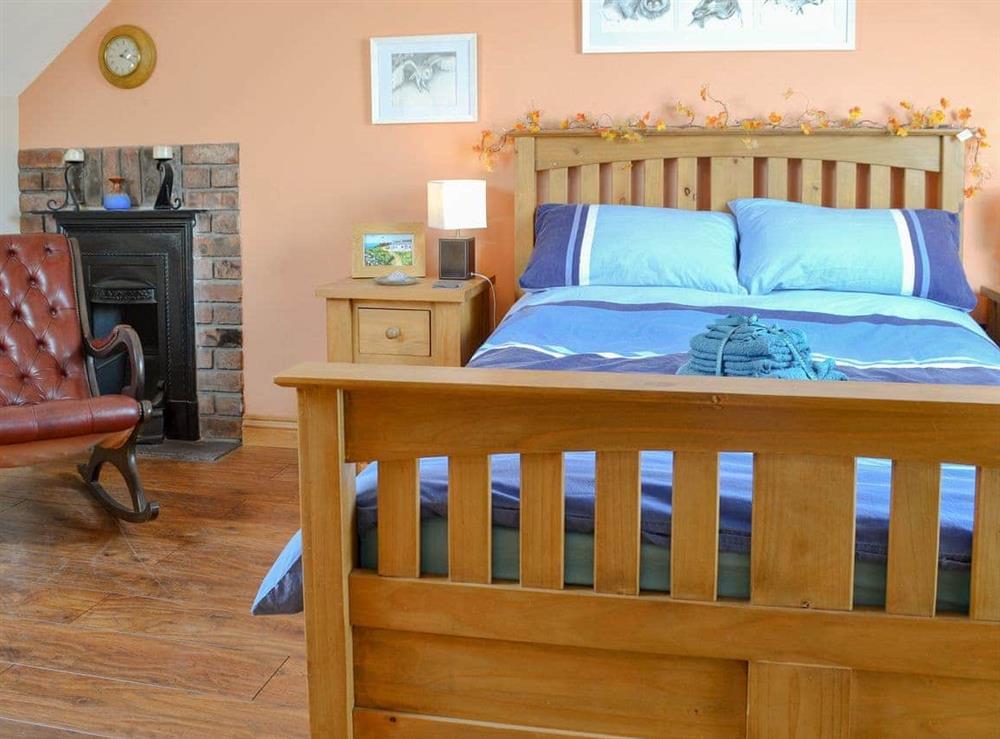 Comfortable double bedroom (photo 2) at Hen Dy Goits in Bodorgan, Anglesey, Gwynedd