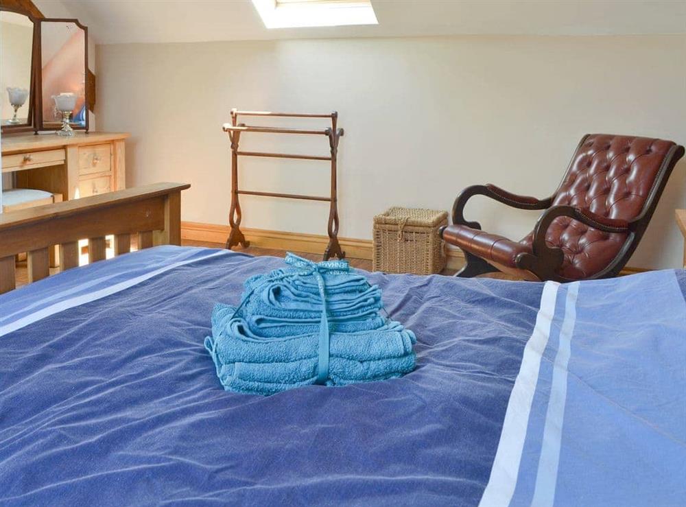 Comfortable double bedroom (photo 3) at Hen Dy Goits in Bodorgan, Anglesey, Gwynedd