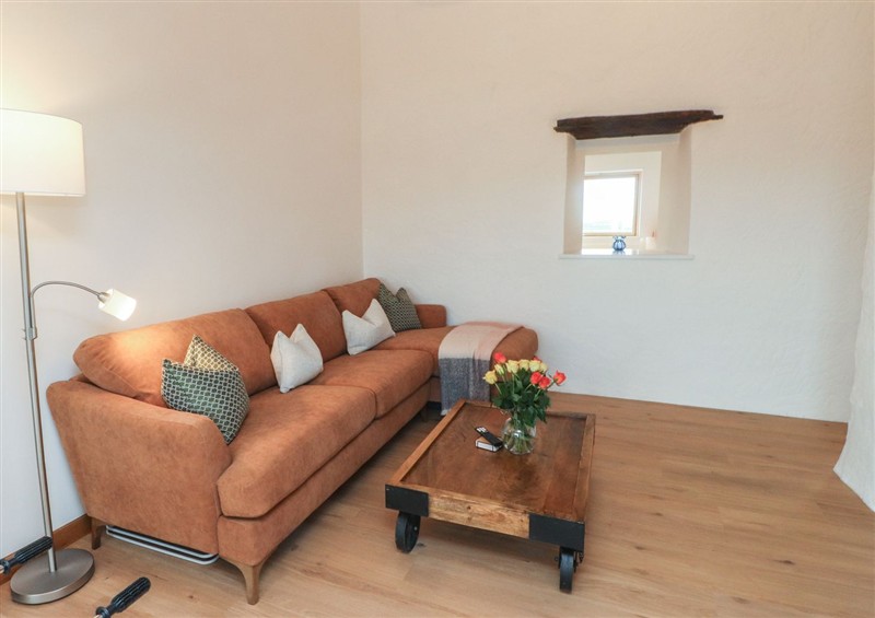 Inside (photo 2) at Hen Penmynydd, Llanfwrog near Llanfachraeth