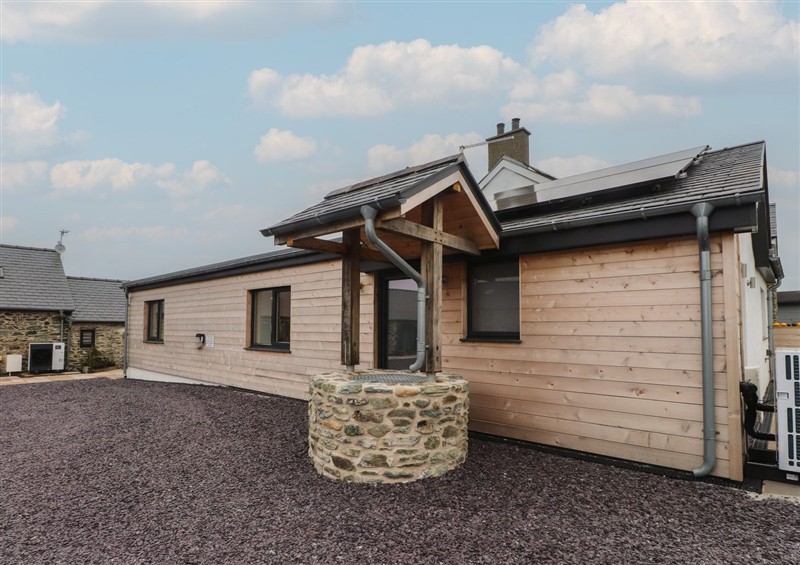 The setting of Hen Penmynydd at Hen Penmynydd, Llanfwrog near Llanfachraeth