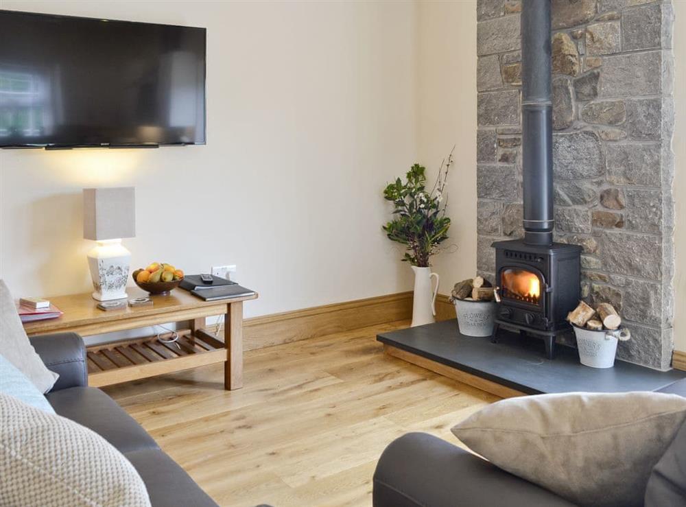 Open plan living/dining room/kitchen at Hen Weithdy in Caernarfon, Gwynedd
