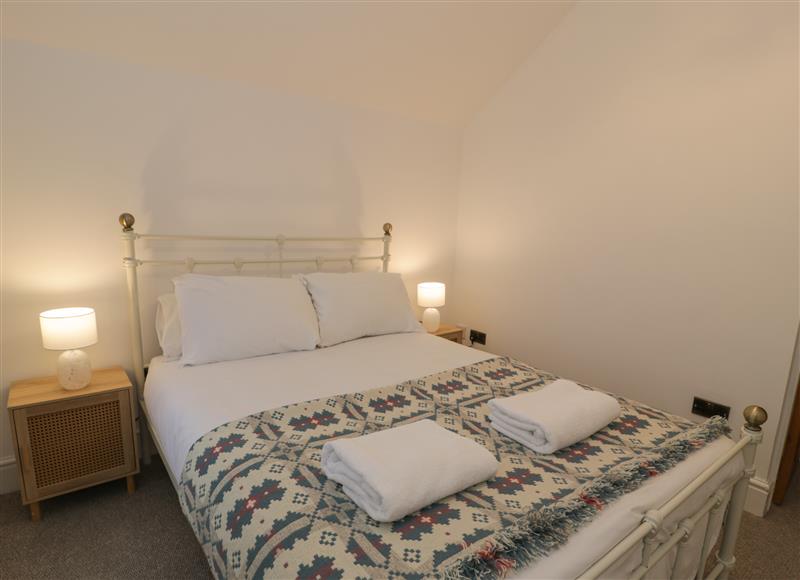 One of the 3 bedrooms (photo 2) at Hendre Cottage, Llwyngwril