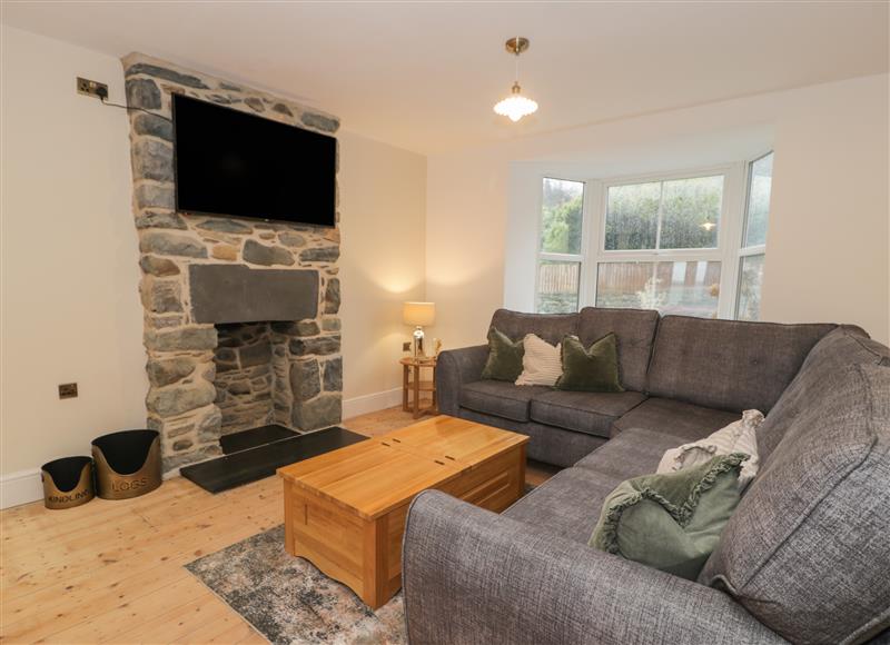 The living area at Hendre Cottage, Llwyngwril