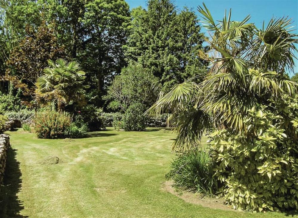 Outdoor area at Hent Lestrizivit in Fouesnant, Finistère, France
