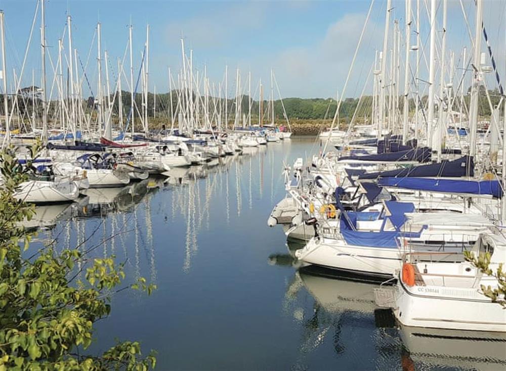 Surrounding area (photo 3) at Hent Lestrizivit in Fouesnant, Finistère, France