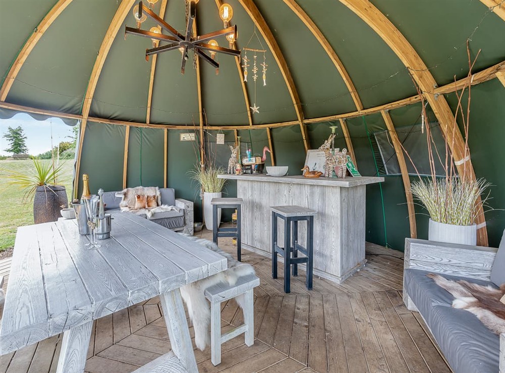 Patio at Herbies Shepherd Hut in Nottingham, Leicestershire