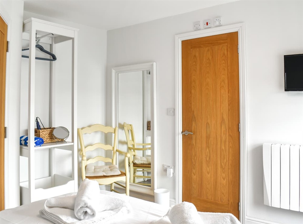 Double bedroom (photo 5) at Herring Girl House in Scarborough, North Yorkshire