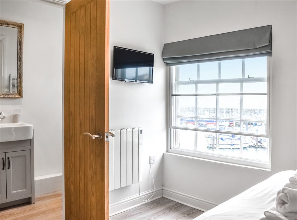 Twin bedroom (photo 2) at Herring Girl House in Scarborough, North Yorkshire