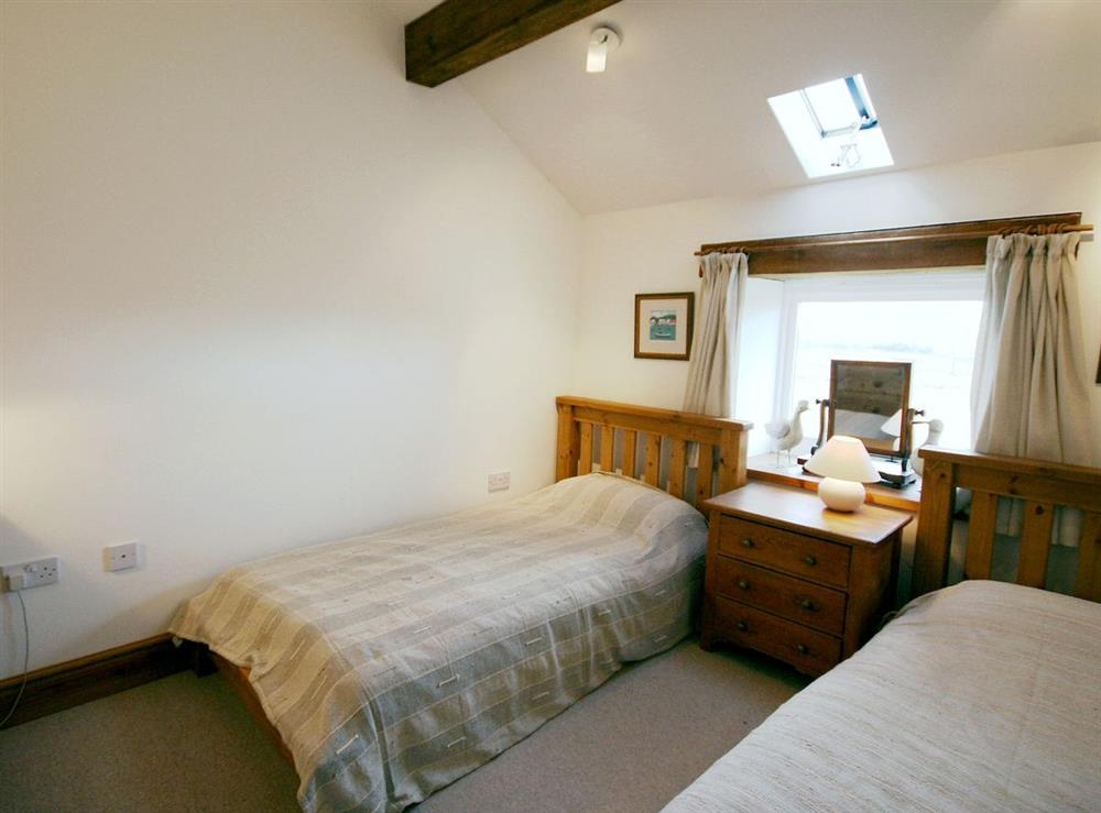 Twin bedroom at Hersedd Barns in Mold, Clwyd