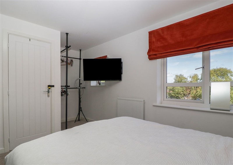 Bedroom (photo 3) at Hey Close, Great Malvern