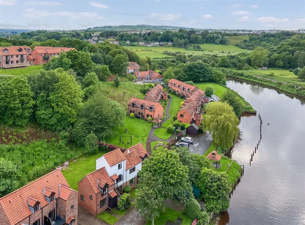 Surrounding area at Hey Ho Cottage in Whitby, North Yorkshire