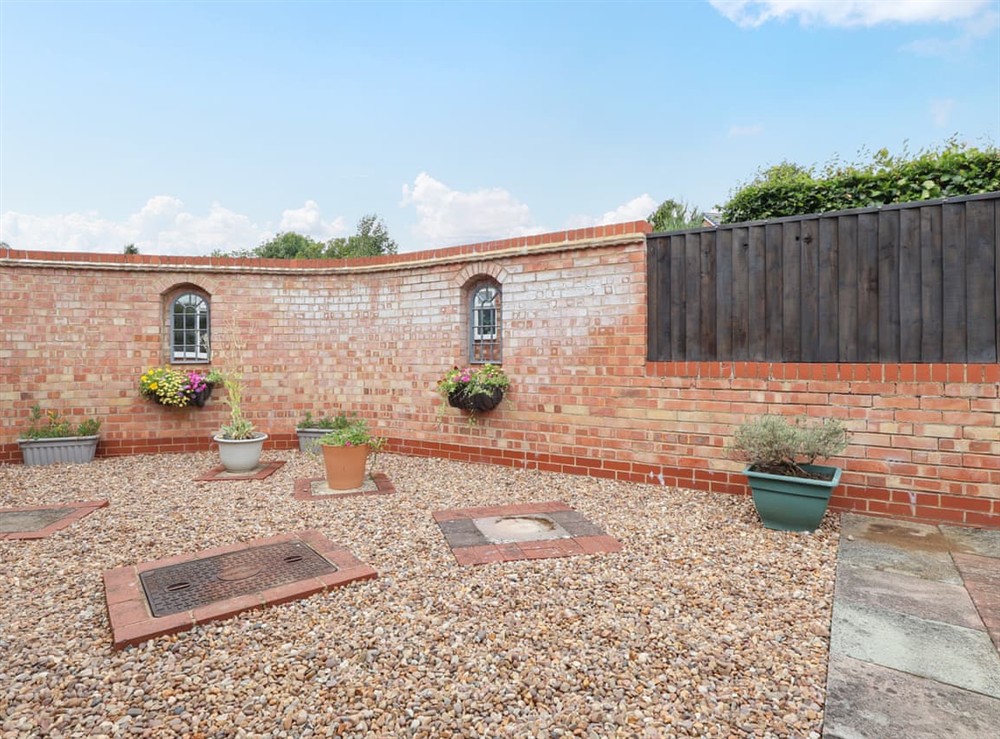 Outdoor (photo 5) at Heysham Retreat in Evesham, Worcestershire