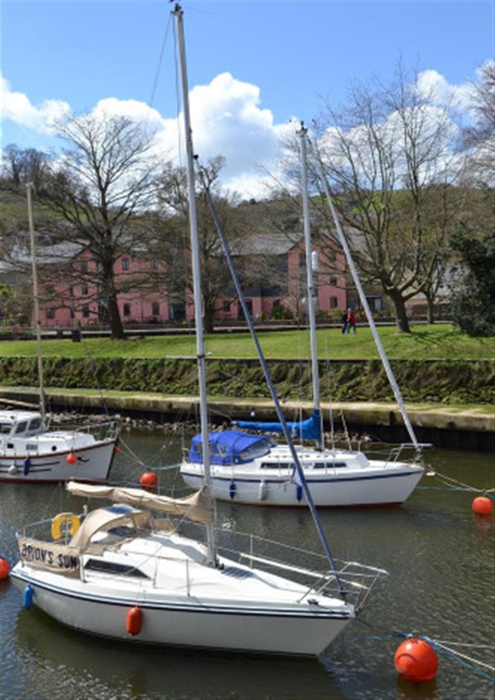 Boats on the River Dart in Totnes at Hideaway in Harbertonford