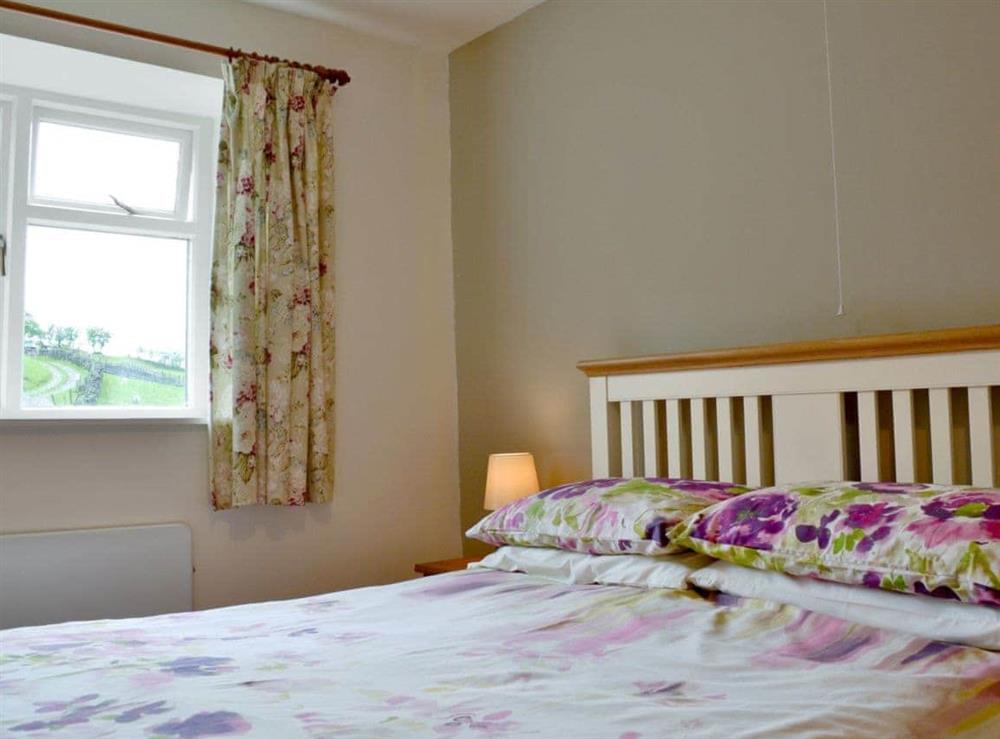 Double bedroom at Fell View, 
