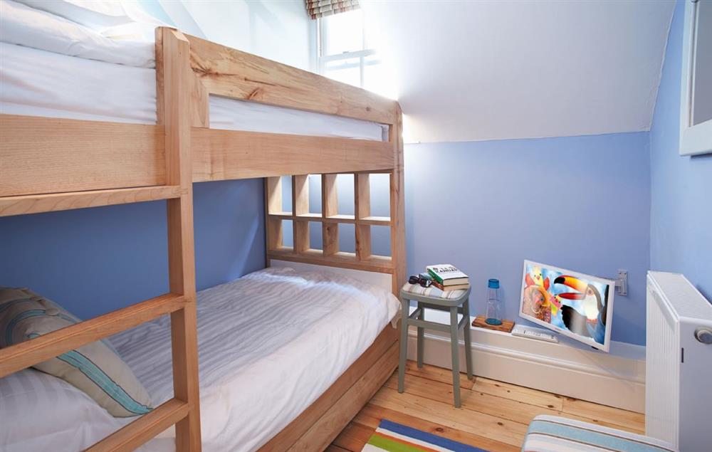 Third floor bunk bedroom with 3’ beds at High House (Sleeping 10), Tenby