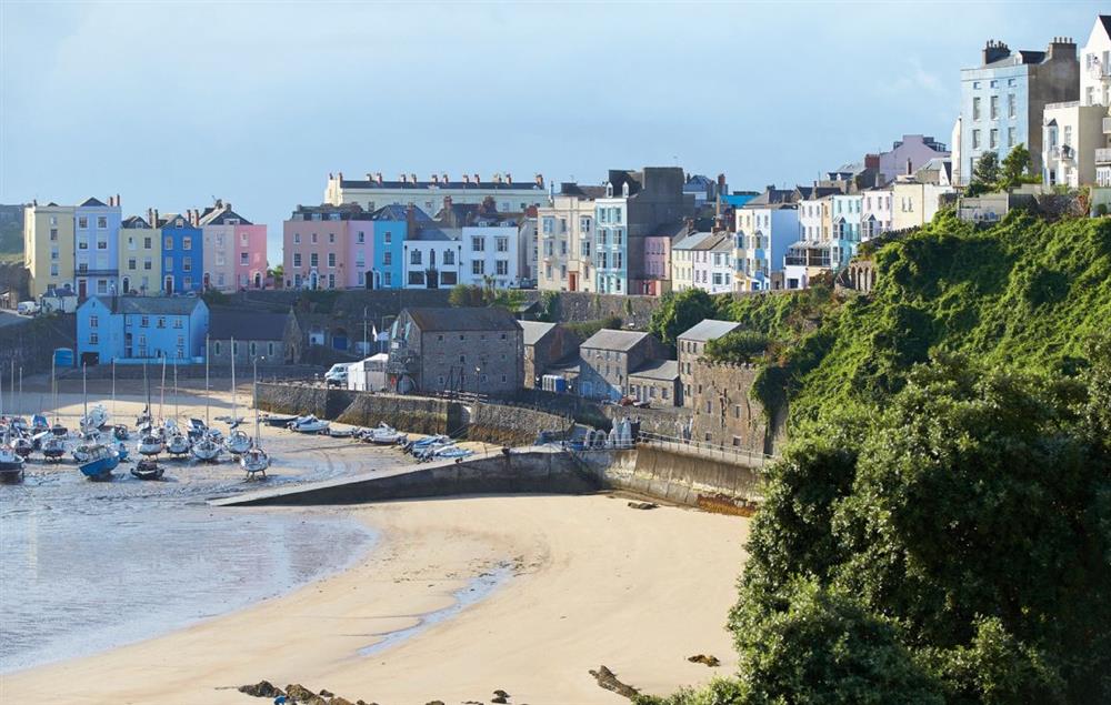 The beautiful seaside town of Tenby with its colourfully painted Georgian houses