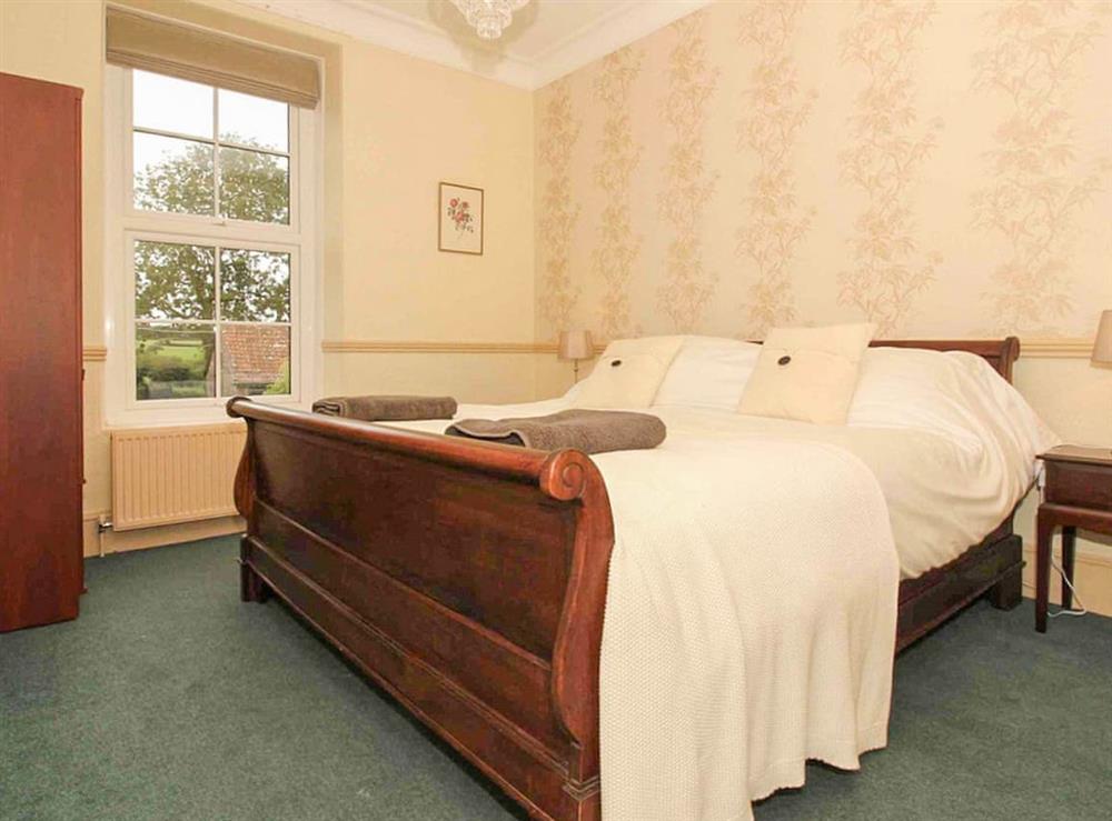 Double bedroom (photo 2) at High Park House in Littleham, near Bideford, Devon
