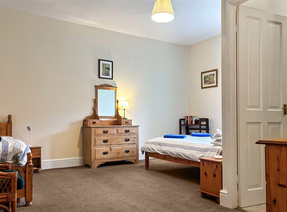 Double and single en-suite bedroom (photo 2) at High Rylands in Arncliffe, North Yorkshire