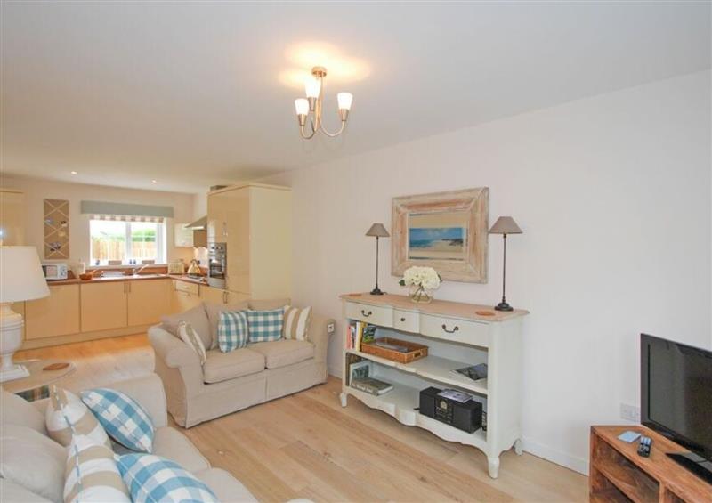 Relax in the living area at High Sea View, Beadnell