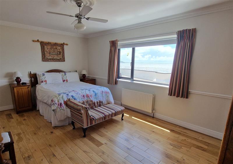 Relax in the living area at High Tide, Duncannon