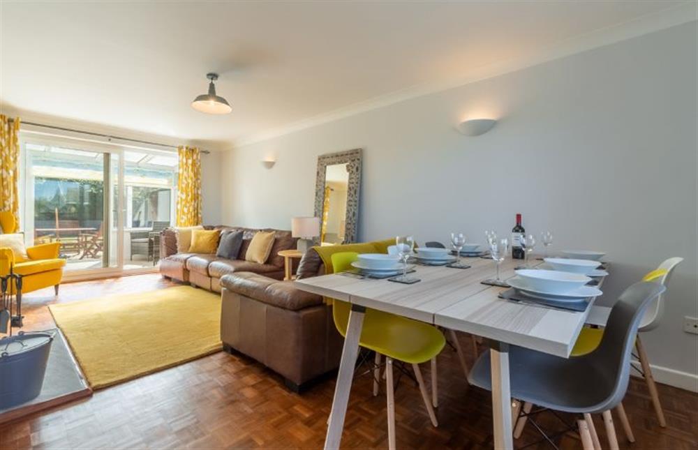 Ground floor: Sitting room with dining area at High View, Wells-next-the-Sea