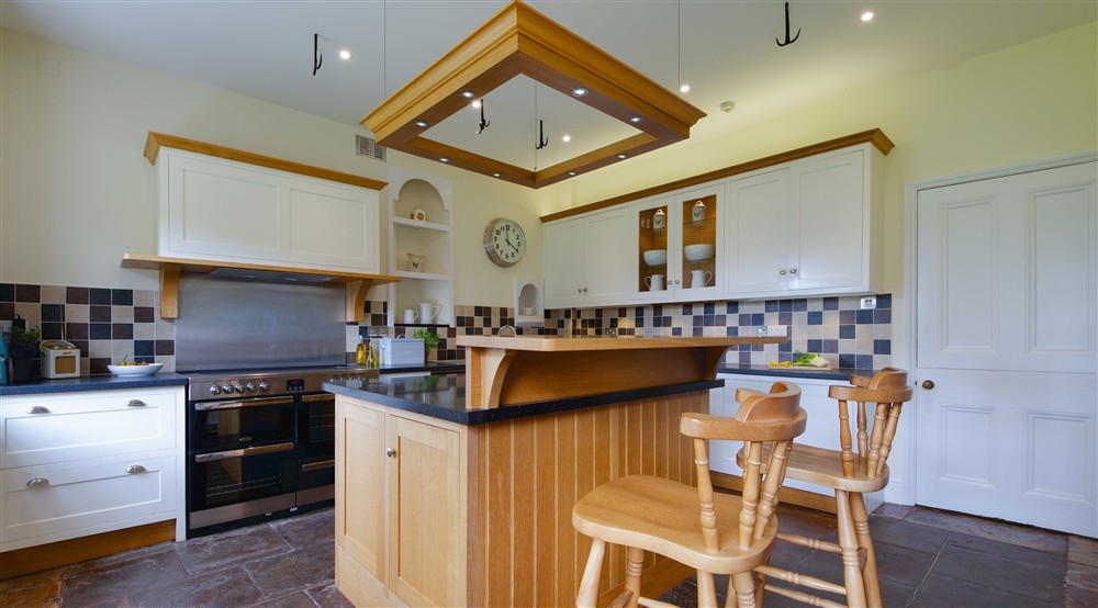The kitchen (photo 2) at Higher Brownstone Farm in Nr Kingswear, Devon