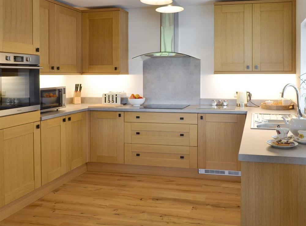 Fully appointed fitted kitchen at The Bungalow, 