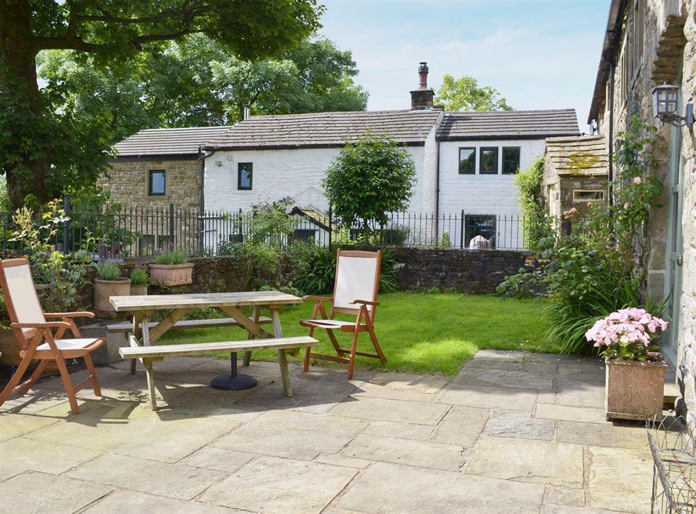 Photos of Higher Well Head Barn, NewchurchinPendle, near Barrowford