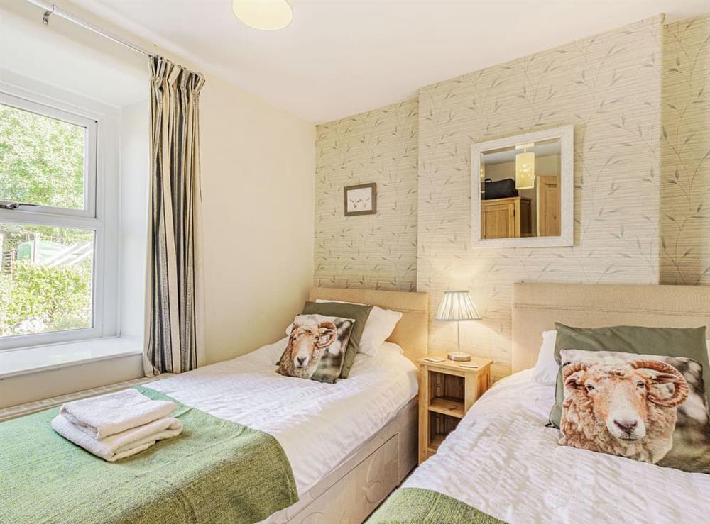 Twin bedroom at Highfield House in Ingleton, North Yorkshire