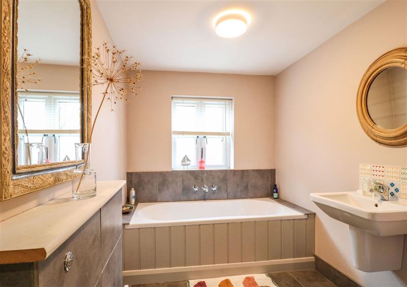The bathroom (photo 3) at Highfield House, Longsdon near Leek