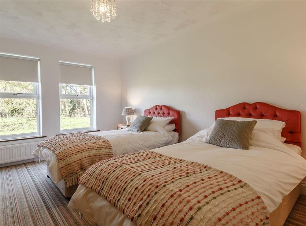 Twin bedroom at Highgrove in Gissing, near Diss, Norfolk