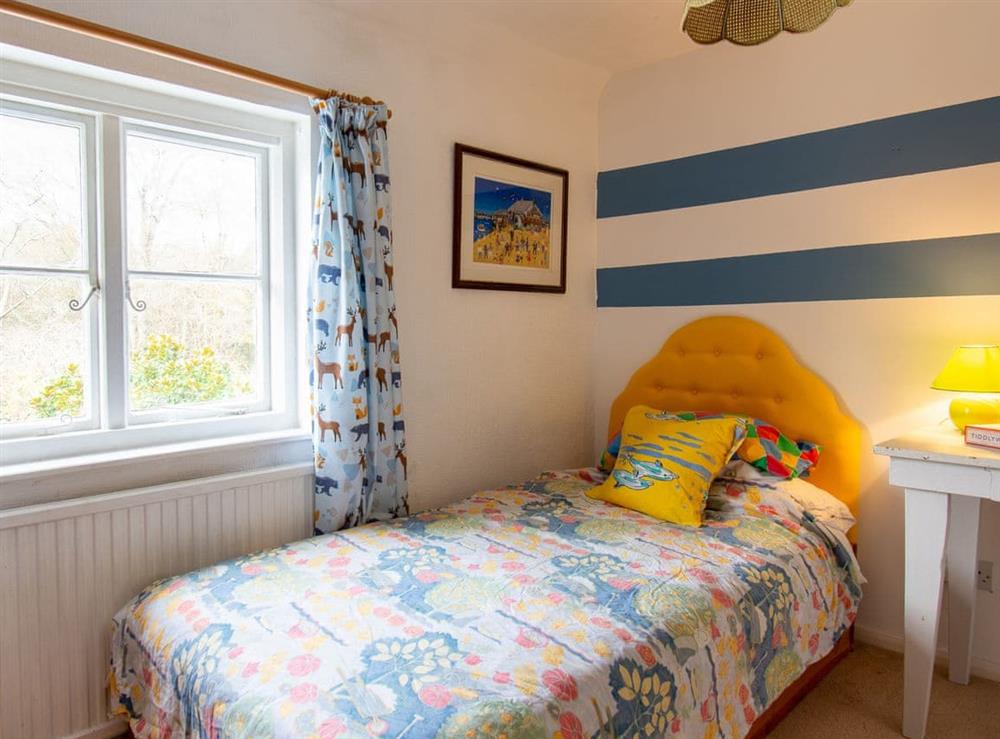 Single bedroom at Highlands Farmhouse in Dallington, near Heathfield, East Sussex