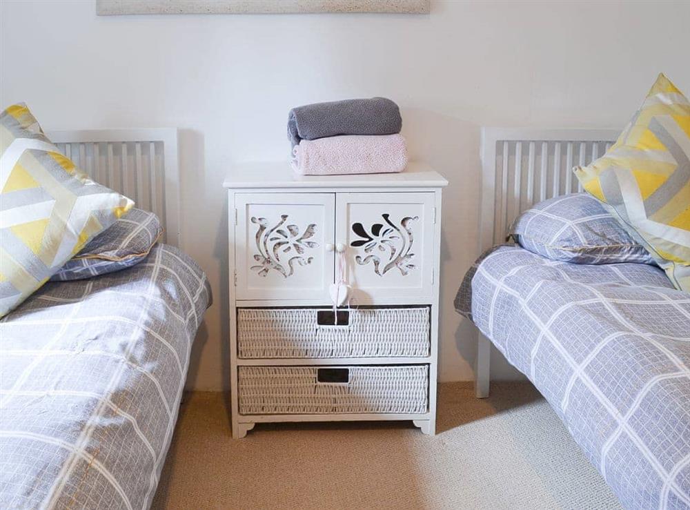 Twin bedroom at Hill Cottage in Holt, Norfolk