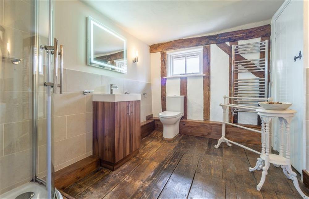 Bathroom with shower cubicle, free-standing bath, wash basin and WC at Hill Farm House, Huntingfield