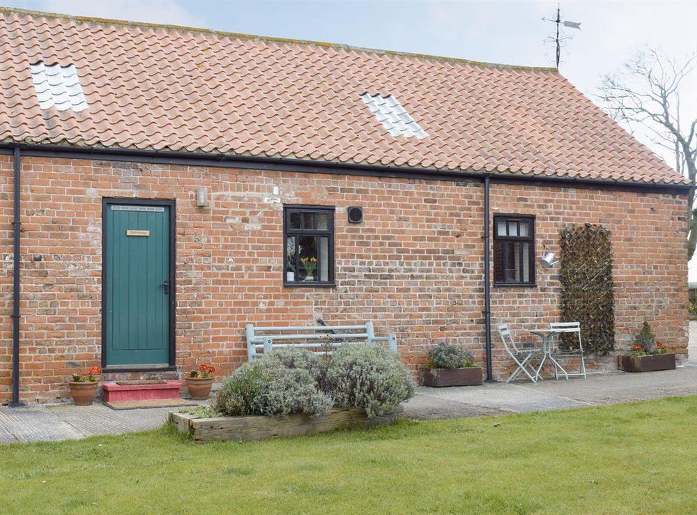 Hill House Farm Cottages Buttercup Cottage in Little Langton, near