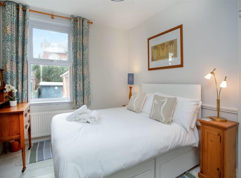 Double bedroom (photo 4) at Hill View in Sidmouth, Devon